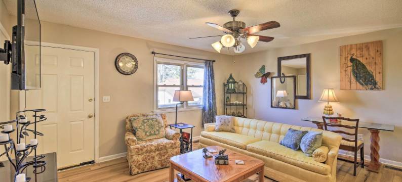 宠物友好之家 w/ 烤架和农场在梅多维尤！(Pet-Friendly Home with Grill and Farm in Meadowview!)图片