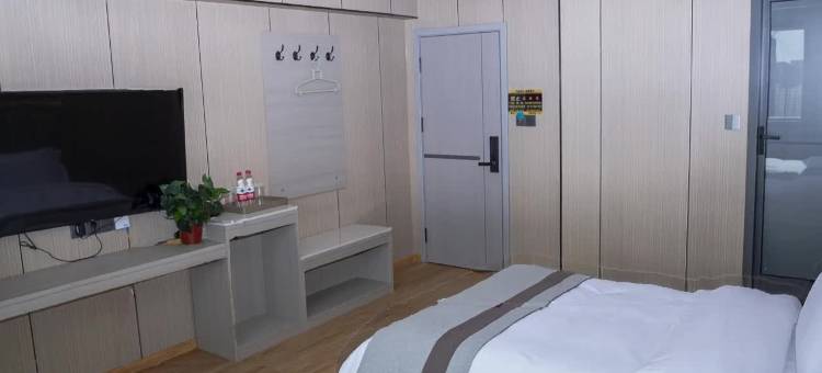 西宁英盛酒店(火车站店)图片