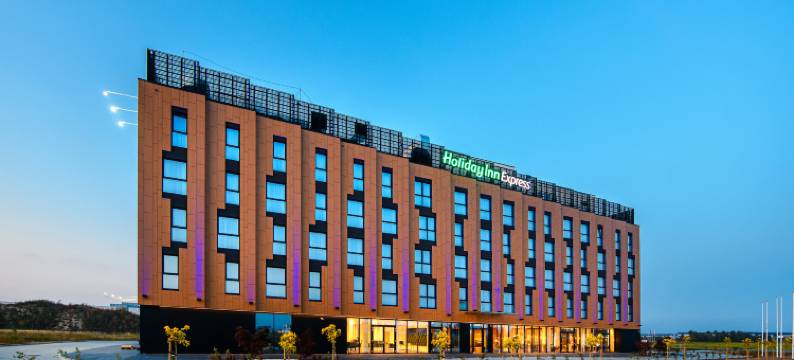 热舒夫机场智选假日酒店(Holiday Inn Express RZESZOW AIRPORT by IHG)图片