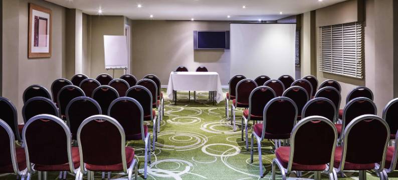 纽伯里西格兰奇美居酒店(Mercure Newbury West Grange Hotel)图片