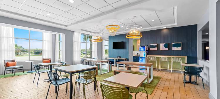 维多利亚戴斯酒店(Spark By Hilton Victoria)图片