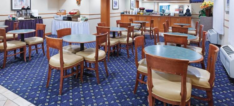 拉斯克鲁塞斯奥甘山拉昆塔温德姆套房酒店(La Quinta Inn & Suites by Wyndham Las Cruces Organ Mountain)图片