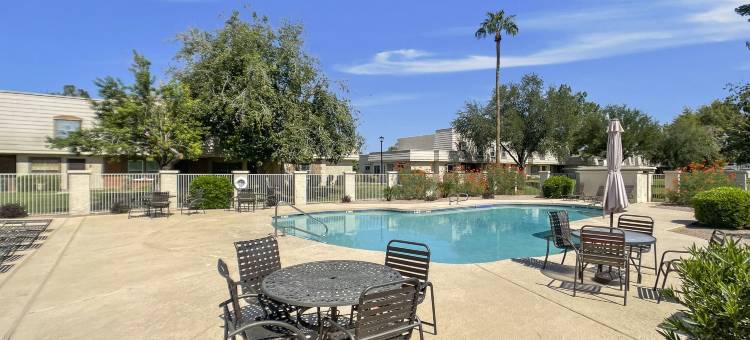 西南辉煌两卧室坦佩联排别墅(Southwest Splendor 2Br Tempe Townhome)图片