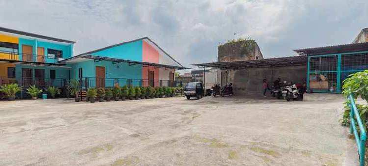 茂物萨加拉苏里亚肯卡纳桑斯酒店(Sans Hotel Suryakencana Bogor)图片