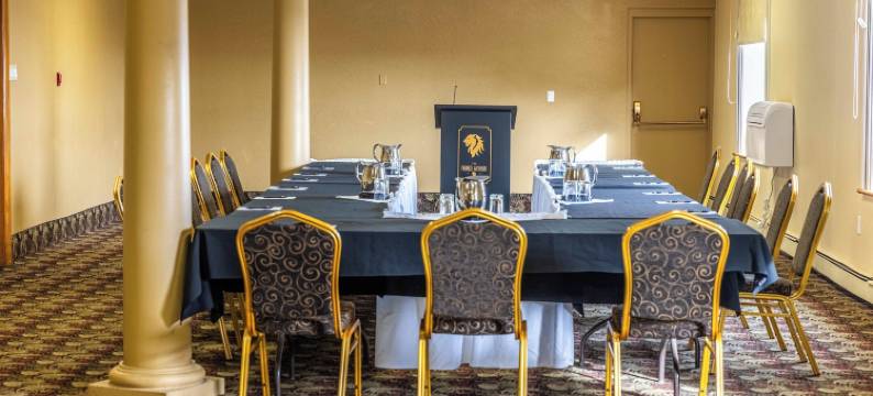 亚瑟王子海滨套房酒店(Prince Arthur Waterfront Hotel & Suites)图片