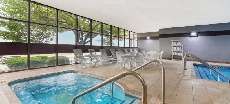 舒适酒店及套房麦迪逊机场(Comfort Inn & Suites Madison - Airport)图片