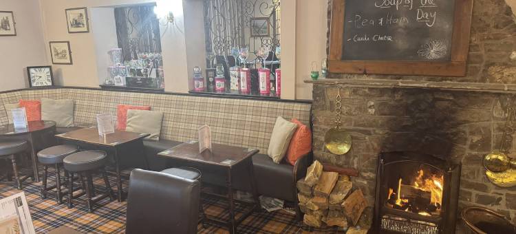 狗与鹧鸪酒店(The Dog & Partridge Country Inn)图片