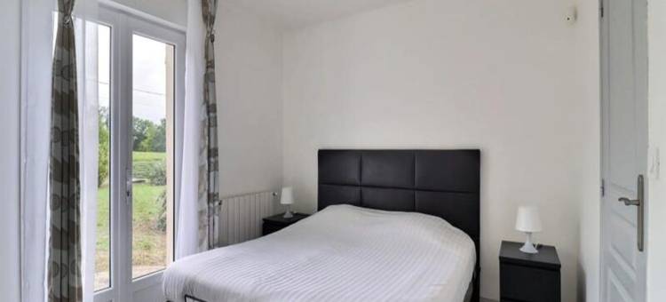 House near Tours with Large Garden图片