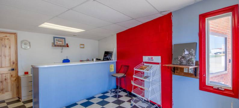 OYO 十字路口旅馆(OYO Crossroads Inn)图片