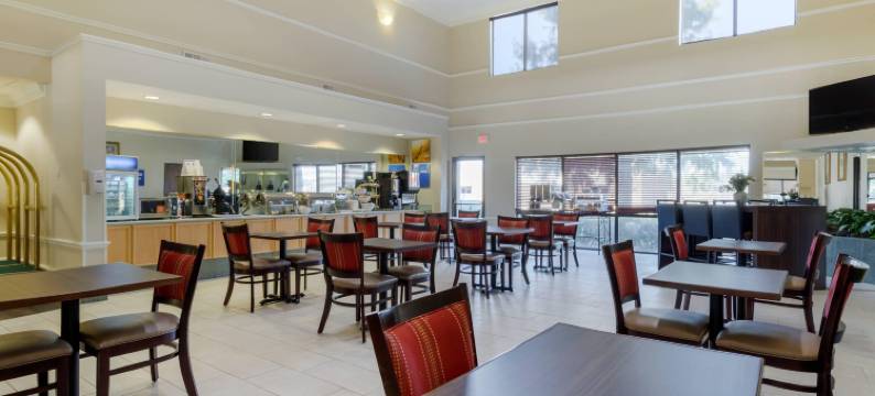 拉波特舒适套房 - 贝敦(Comfort Suites la Porte - Baytown)图片