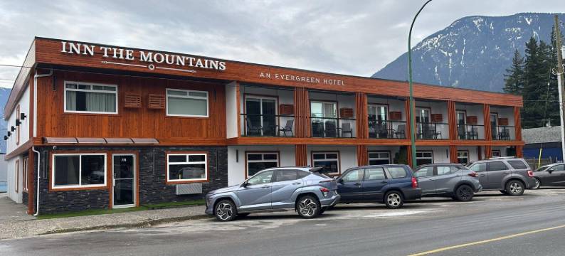 山中的旅馆(Inn the Mountains)图片