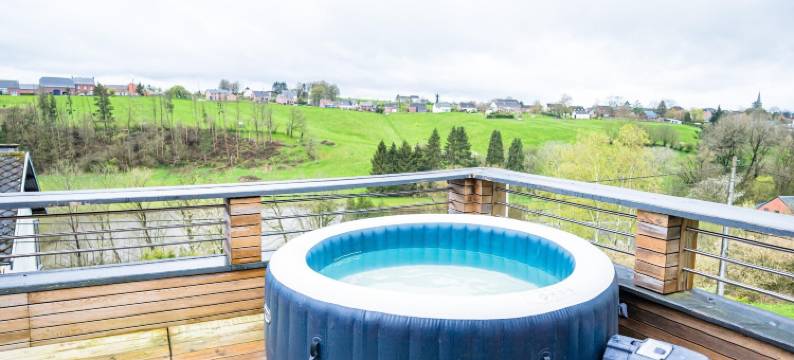 靠近水坝的带按摩浴缸的静居处(Appartement Terrasse Jacuzzi du Pont Alsort 2-1)图片