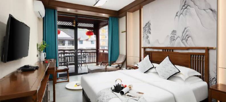 依山居智能酒店(武当山景区游客中心店)图片