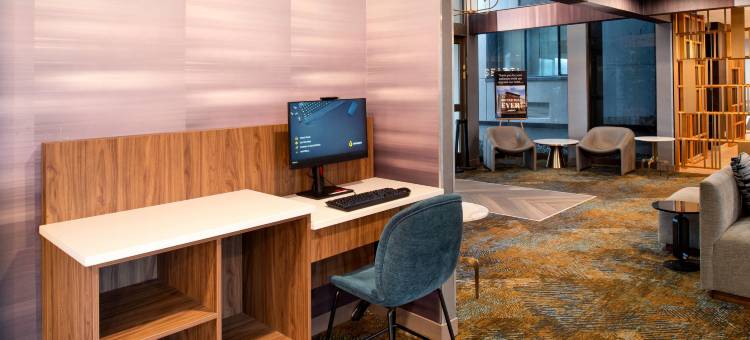 西雅图锡塔克机场拉昆塔温德姆套房酒店(La Quinta Inn & Suites by Wyndham Seattle Sea-Tac Airport)图片