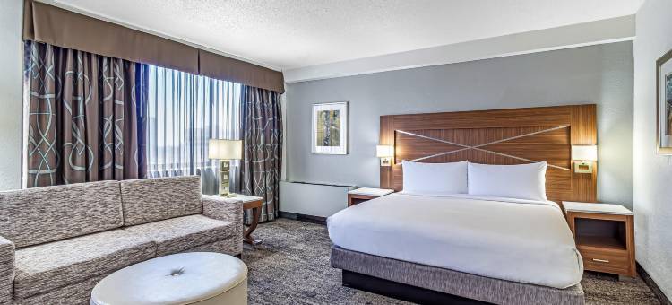 密尔沃基市区希尔顿逸林酒店(DoubleTree by Hilton Hotel Milwaukee Downtown)图片