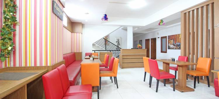 RedDoorz Plus @ Jl Jendral Sudirman Sukoharjo图片