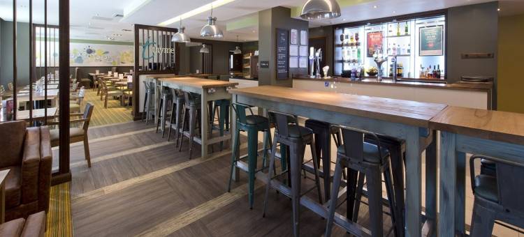 伯恩茅斯东崖普瑞米尔酒店(Premier Inn Bournemouth East Cliff)图片