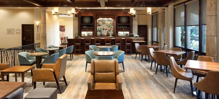 安大略机场逸林酒店(DoubleTree by Hilton Ontario Airport)图片