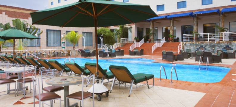 雄鹰旗下棕榈机场城酒店(原假日酒店)(Palms by Eagles Airport City, Formerly Holiday Inn)图片