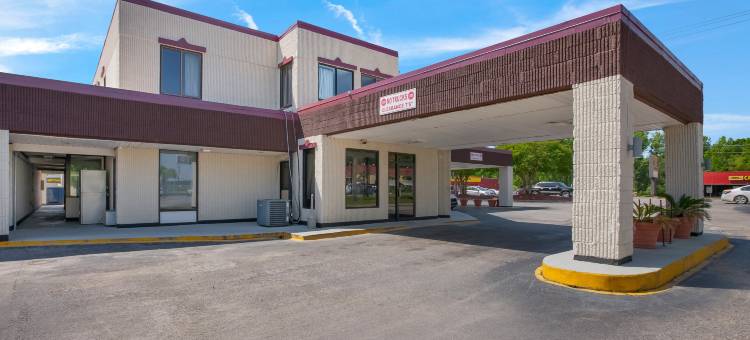 狄龙红顶酒店(Red Roof Inn Dillon, SC)图片