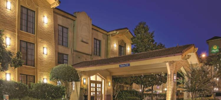 北伍德兰兹温德姆速 8 酒店(Super 8 by Wyndham The Woodlands North)图片