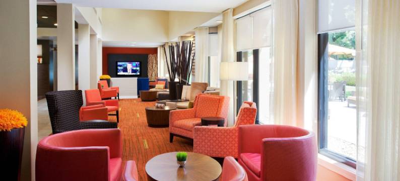 纳透马斯萨克拉门托机场万怡酒店(Courtyard Sacramento Airport Natomas)图片