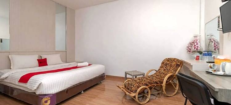 红多兹酒店-近楠榜ITERA哥打巴鲁收费站出口(RedDoorz Near Exit Tol Kotabaru Itera Lampung)图片