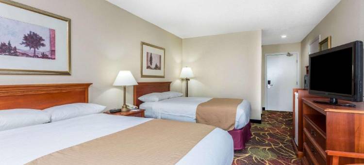 柯莉亚呗盟套房酒店(Baymont by Wyndham Cornelia)图片