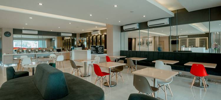 格雷西克前一酒店(Front One Hotel Gresik)图片