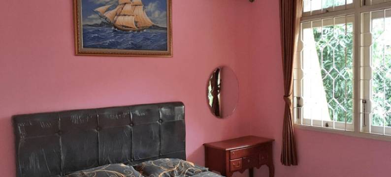 千丹娜穆利亚旅舍茂物(需提供结婚证)(Cendana Mulia Hostel Bogor)图片