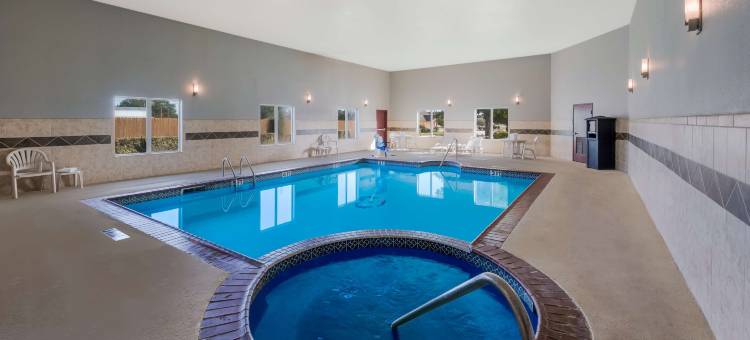 南平原贝斯特韦斯特套房酒店(Best Western South Plains Inn  Suites)图片