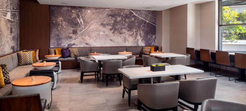 奥克兰市中心万豪酒店(Oakland Marriott City Center)图片