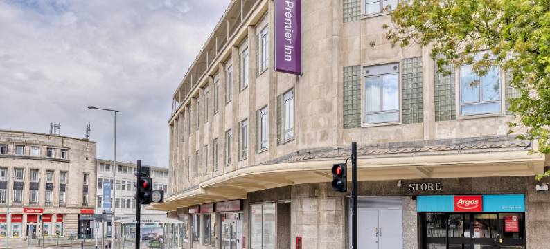 普利茅斯市中心普瑞米尔酒店(德瑞路口)(Premier Inn Plymouth City Centre (Derry's Cross))图片