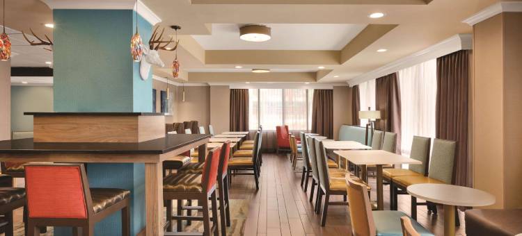 亚特兰大-巴克海特欢朋酒店(Hampton Inn Atlanta-Buckhead)图片