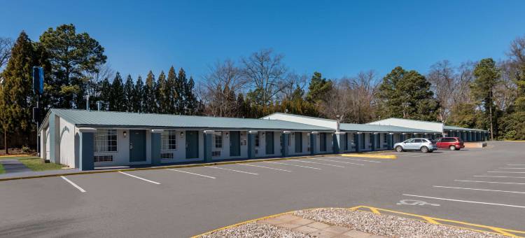 罗德威酒店夏洛特机场区(Rodeway Inn)图片