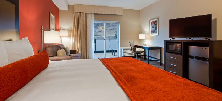 梅里特贝斯特韦斯特优质酒店(Best Western Plus Merritt Hotel)图片