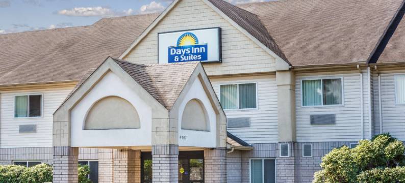 温德姆华戴斯套房酒店(Days Inn & Suites by Wyndham Vancouver)图片