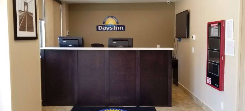 布鲁克林海洋公园戴斯酒店(Days Inn by Wyndham Brooklyn Marine Park)图片