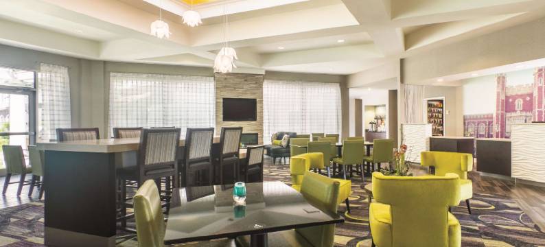 俄克拉荷马城诺曼拉昆塔温德姆套房酒店(La Quinta Inn & Suites by Wyndham Oklahoma City Norman)图片