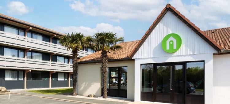 拉罗谢尔北普伊尔波勒奥康铂酒店(Campanile la Rochelle Nord - Puilboreau)图片