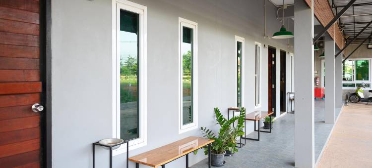 尼塔拉特里酒店(Nithra Ratree Hotel)图片