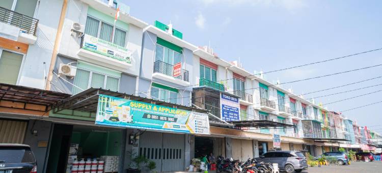 红多兹酒店@阿拉莉亚哈拉潘英达(RedDoorz @ Aralia Harapan Indah)图片