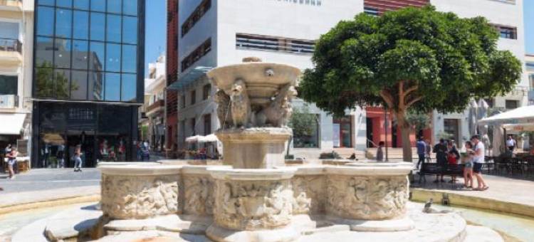 赫拉克利翁老港公寓(Heraklion Old Port Apartments)图片