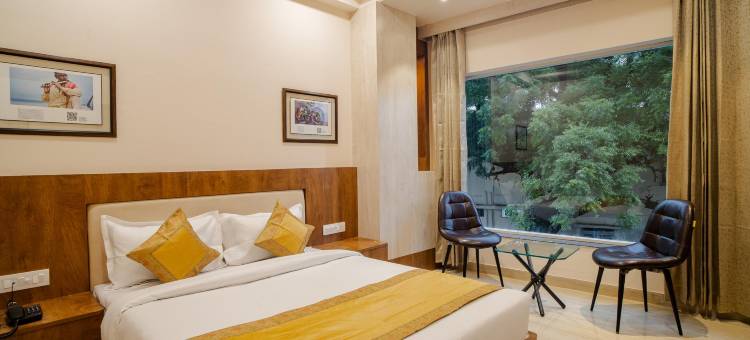 特里亚纳(The Triana)图片