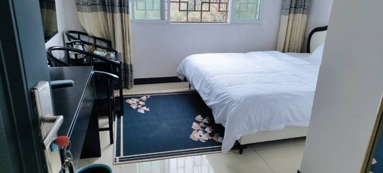 房东晓雍客栈(枫叶大道分店)图片