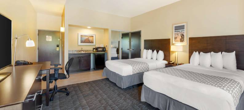 那不勒斯广场贝斯特韦斯特酒店(Best Western Naples Plaza Hotel)图片