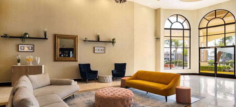 Hotel Marguerite Anaheim/Garden Grove, Trademark Collection图片