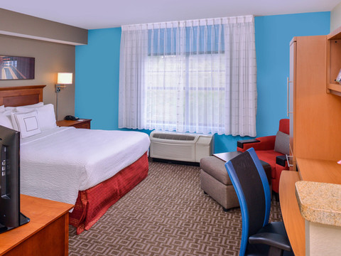 千橡树市范杜拉县万豪TownePlace酒店