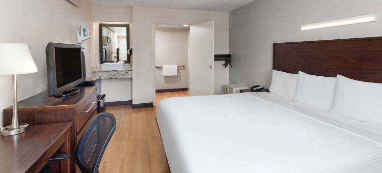 皮奥里亚红屋顶酒店(Travelodge by Wyndham Peoria)图片