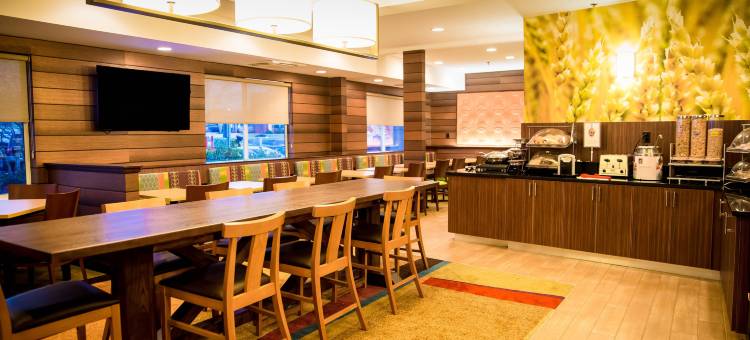 弗雷德里克斯堡万豪万枫酒店(Fairfield Inn & Suites Fredericksburg)图片